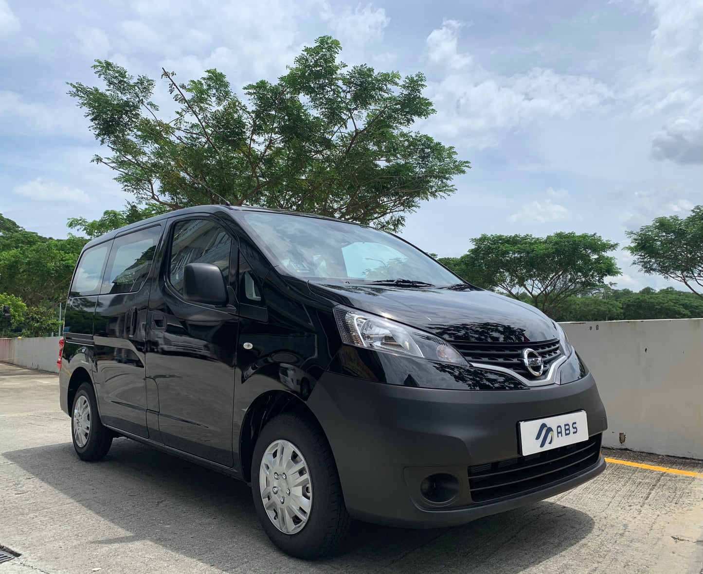 Nissan NV200 1.6 Auto or Nissan NV200 1.6 Manual. Latest Model. NV200 2022.
