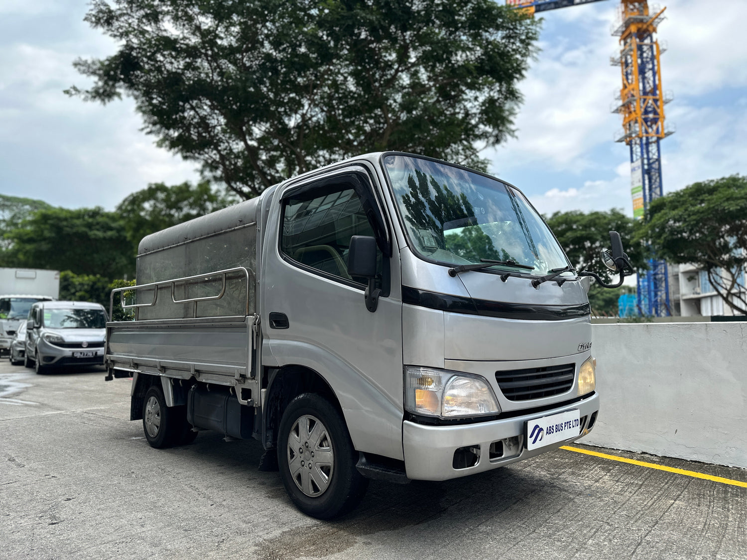 Toyota Dyna 100 3.0 Manual Diesel with Canopy