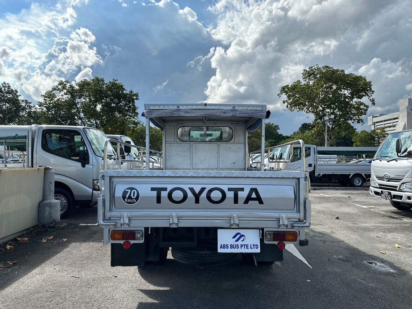 Toyota Dyna 3.0M with Half Canopy(COE end 2025)