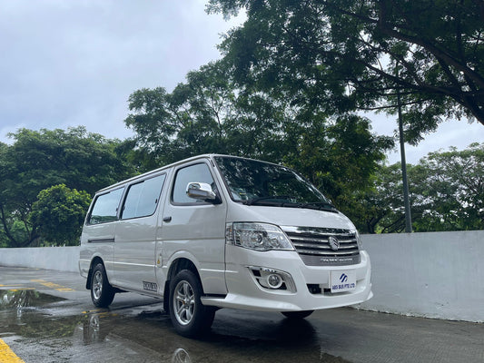 Golden Dragon EV Minibus Auto