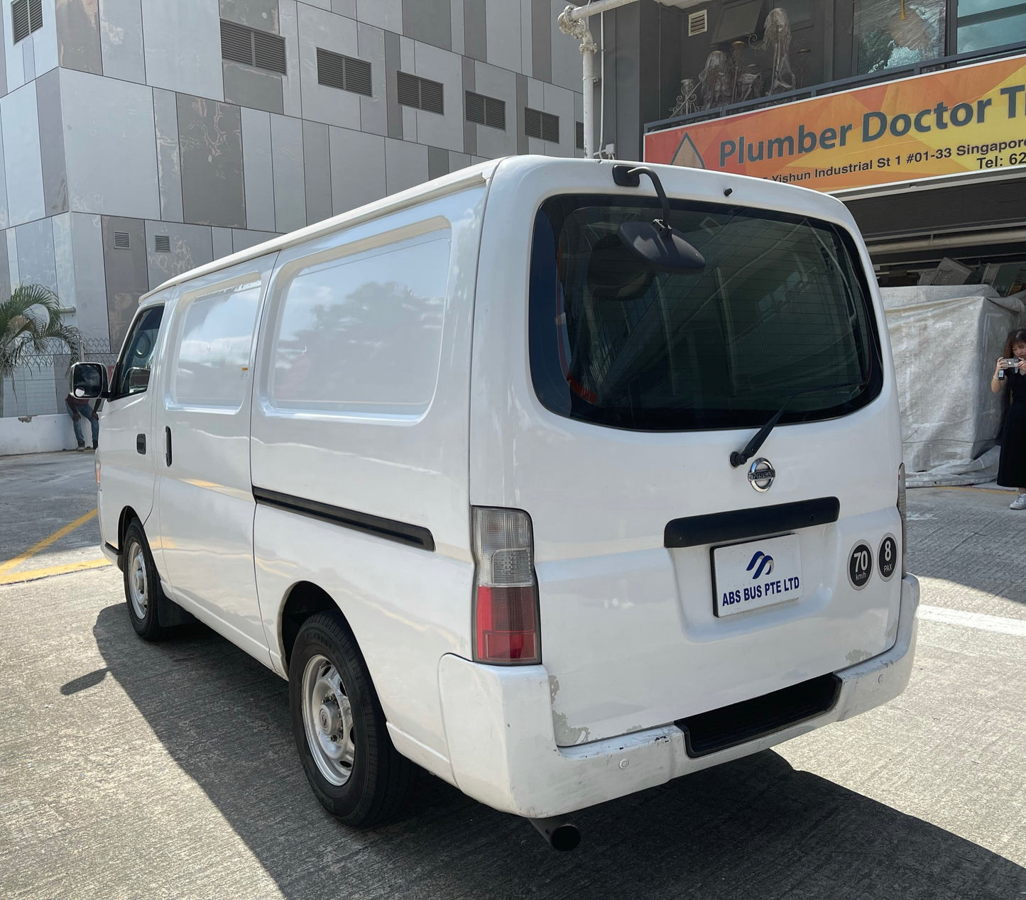 Nissan Urvan 3.0A (COE end 2022)