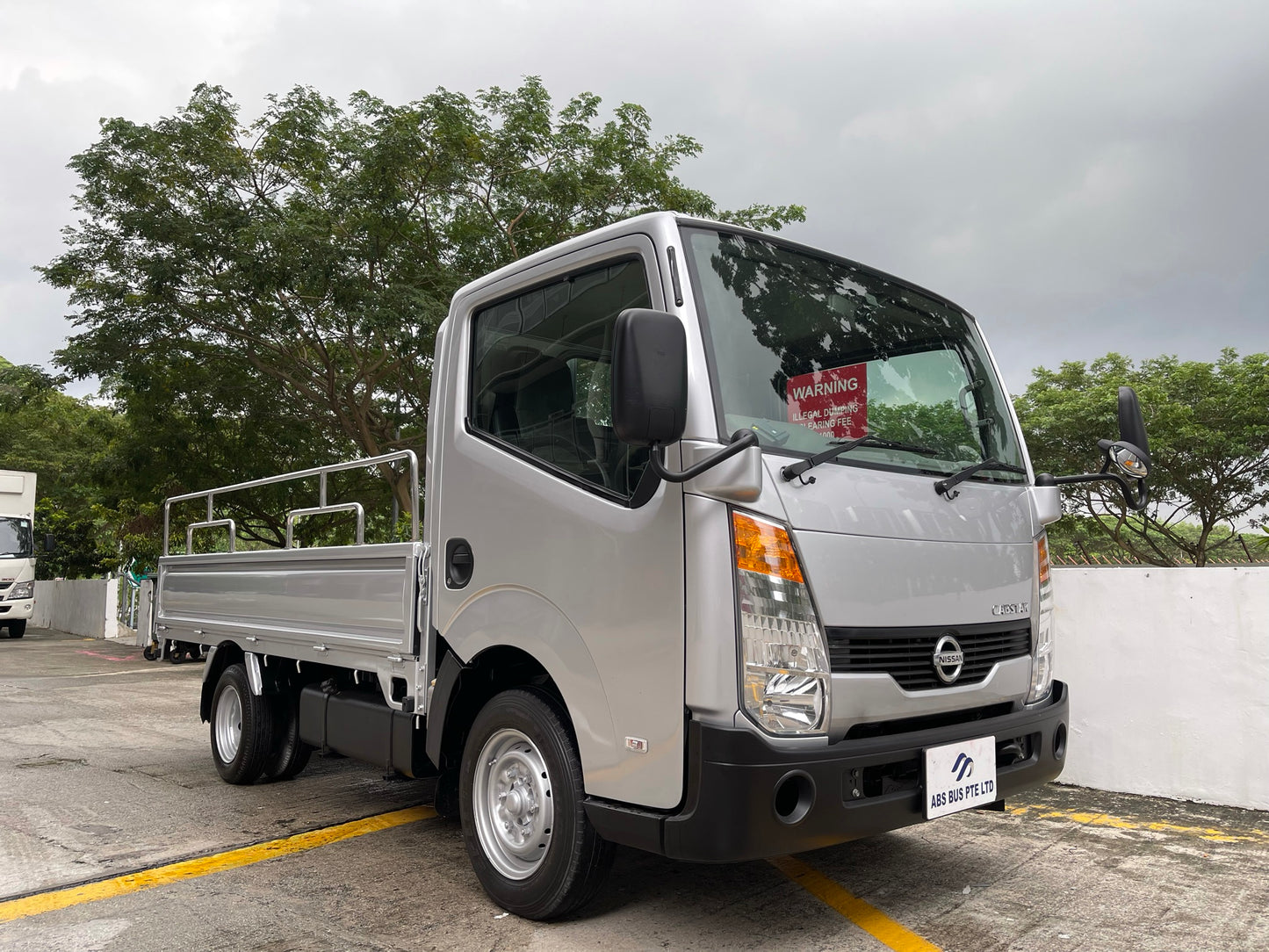 Nissan Cabstar 3.0M with Checkered Plate (COE end 2026)