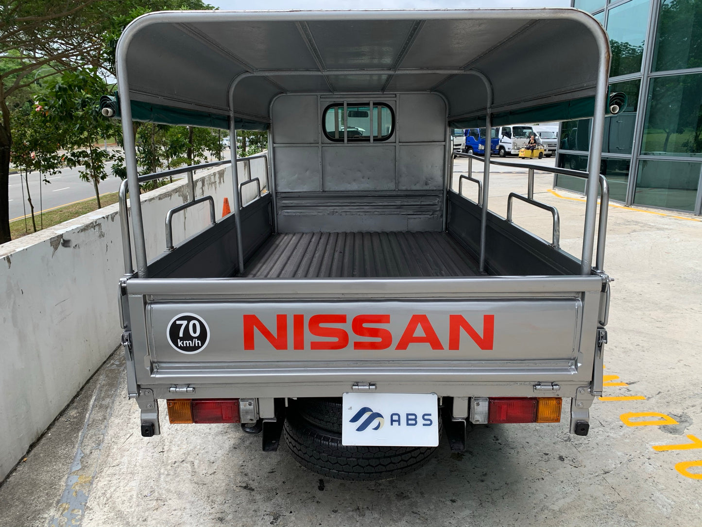 Nissan Cabstar 3.0M (COE end 2027)