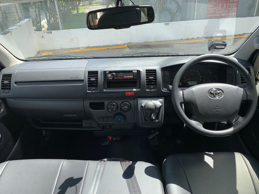 Toyota Hiace 3.0 Manual (Diesel)